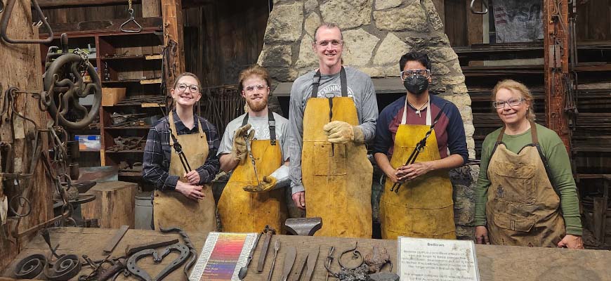 Traditional Knife Forging 